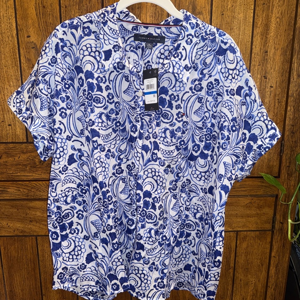 Tommy Hilfiger Navy and White Patterned Top